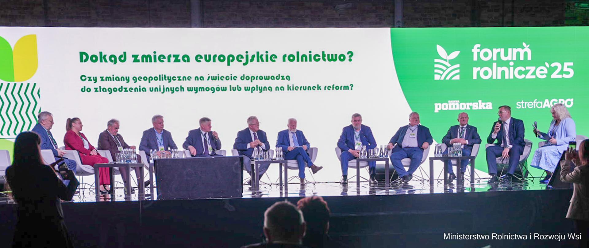 Minister Stefan Krajewski podczas debaty (fot. MRiRW)