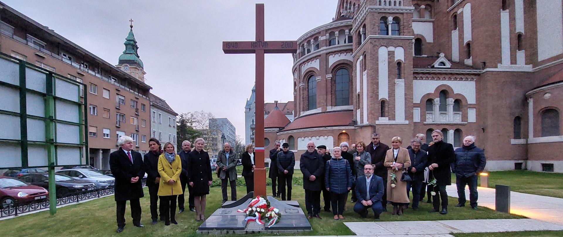 Upamiętnienie Katynia w Segedynie