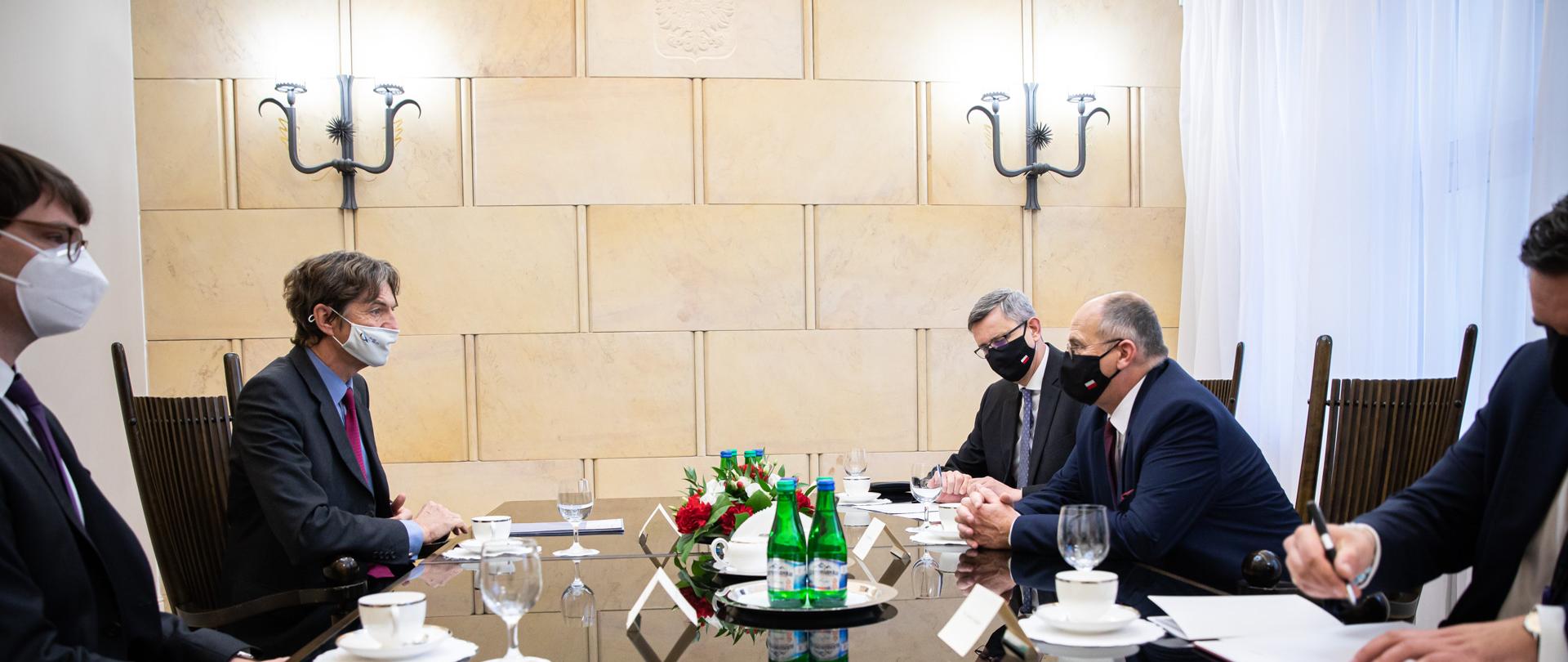 2020.10.20 . Warszawa . Spotkanie . Ambasador . RFN . Minister Zbigniew Rau . fot. Gabriel Piętka / MSZ