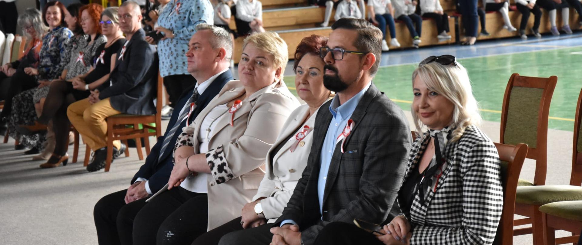 Lekcja patriotyzmu w łąckiej szkole podstawowej