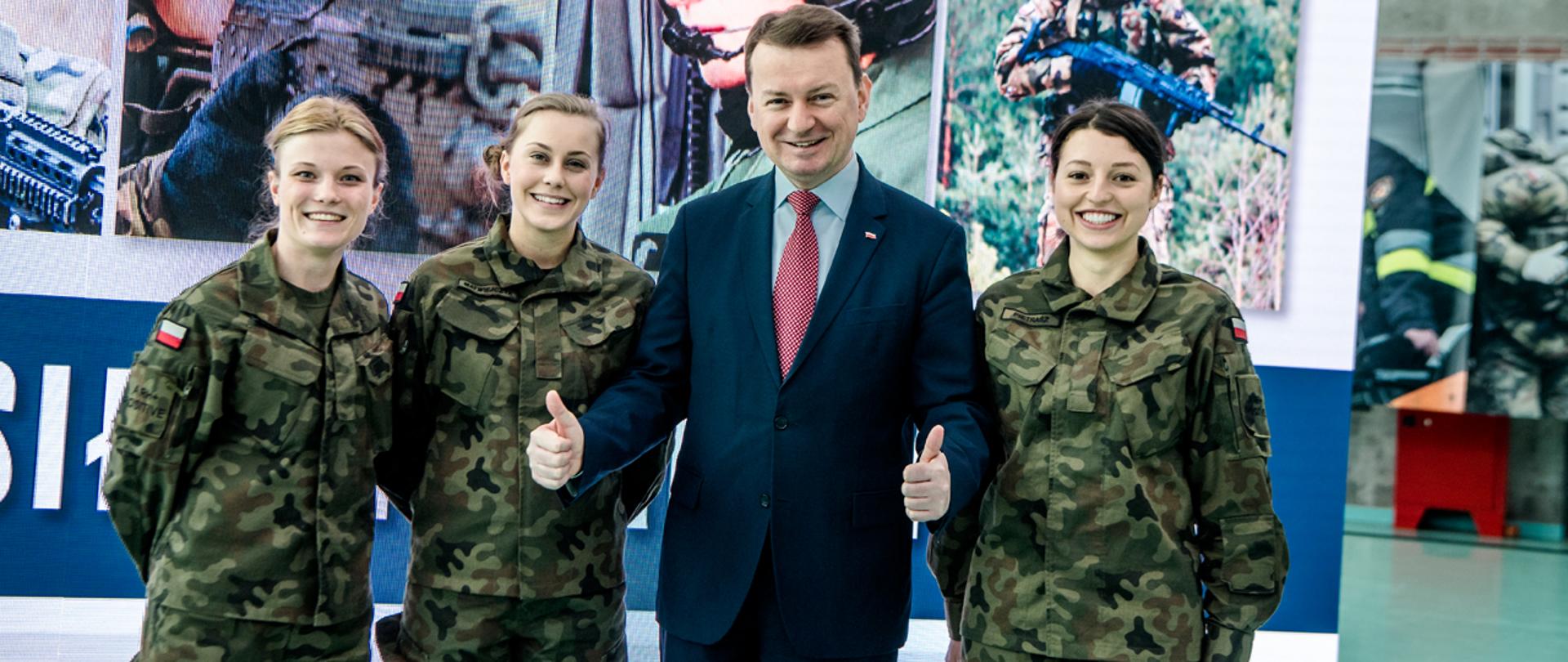 080318_MMB_dzienkobiet_RSuchy_01