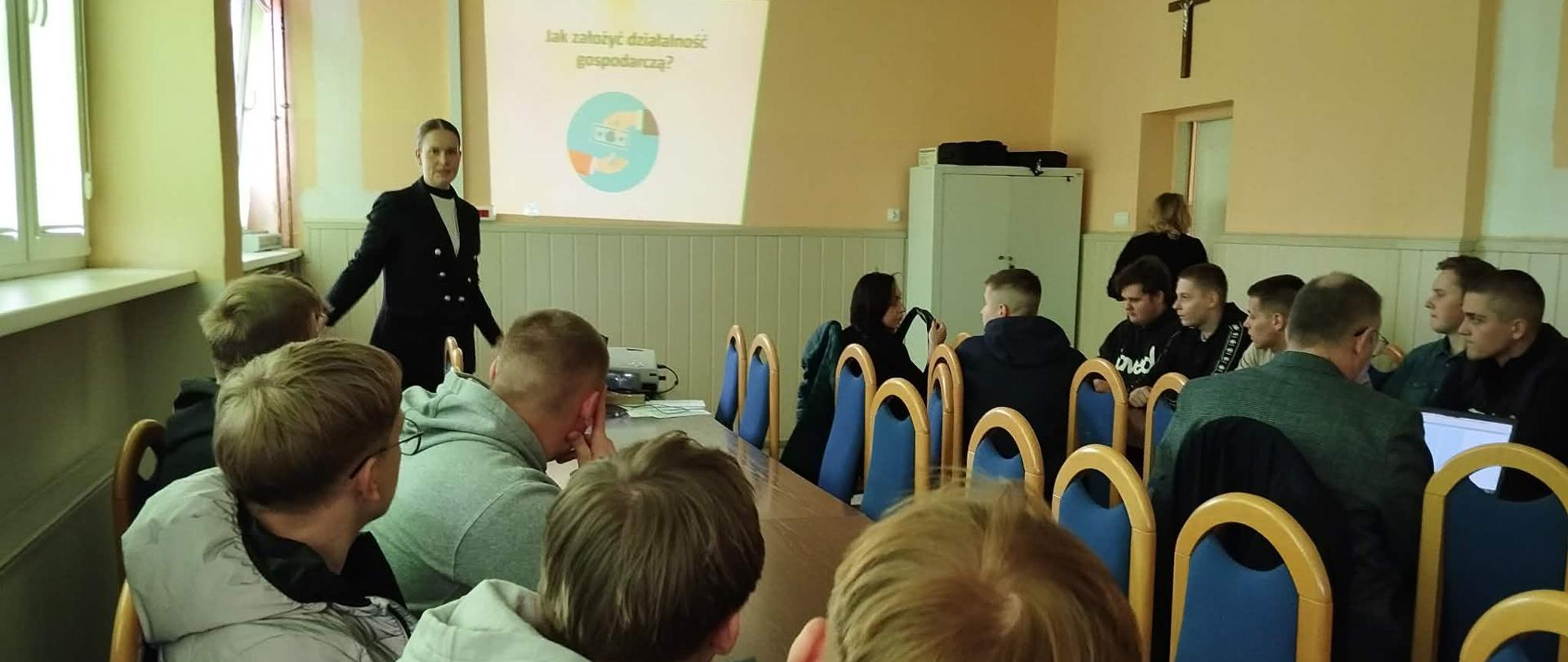 Technik agrobiznesu odwiedził Urząd Skarbowy