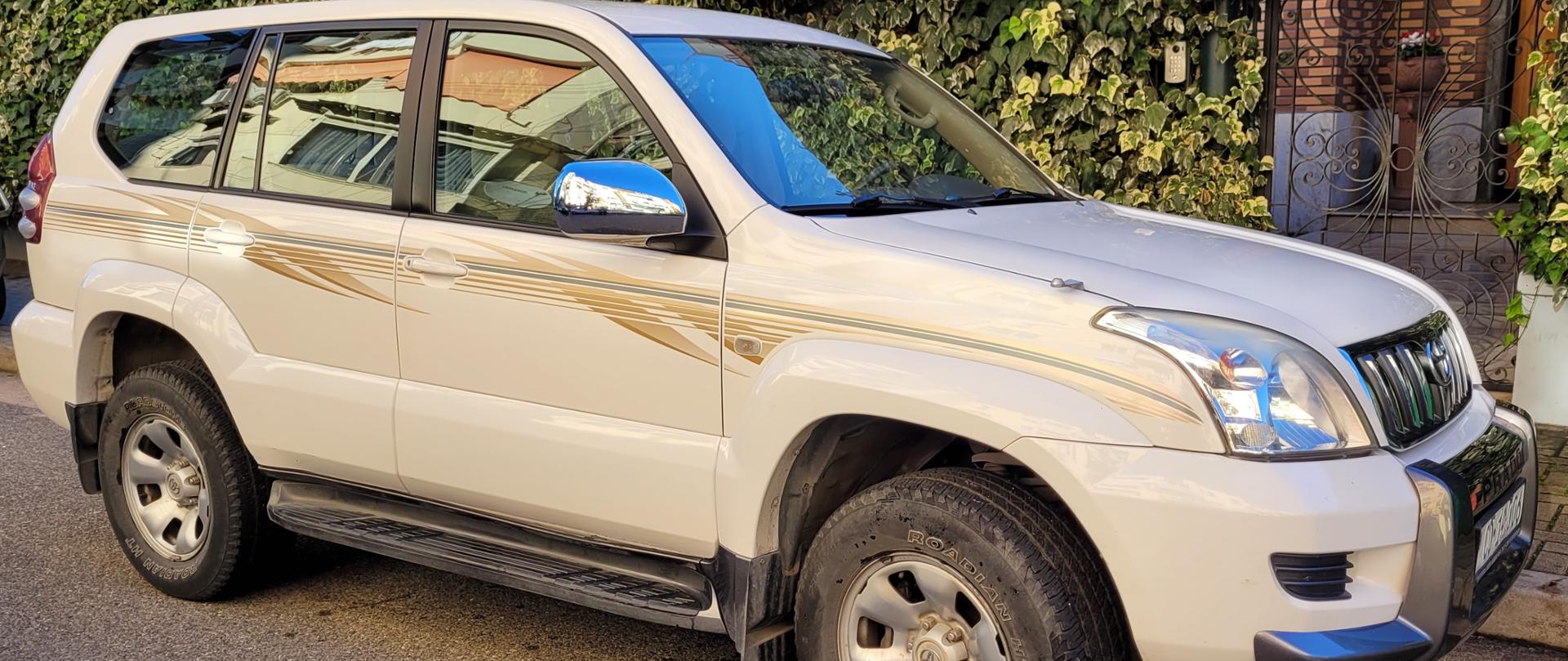 Przetarg publiczny na sprzedaż samochodu służbowego marki Toyota Landcruiser Prado