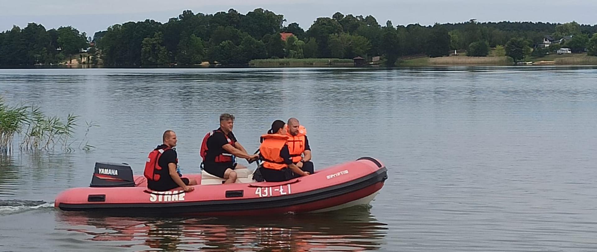 Wspólne patrole funkcjonariuszy Państwowej Straży Pożarnej oraz Policji w ramach akcji „Bezpieczne wakacje 2023”. 