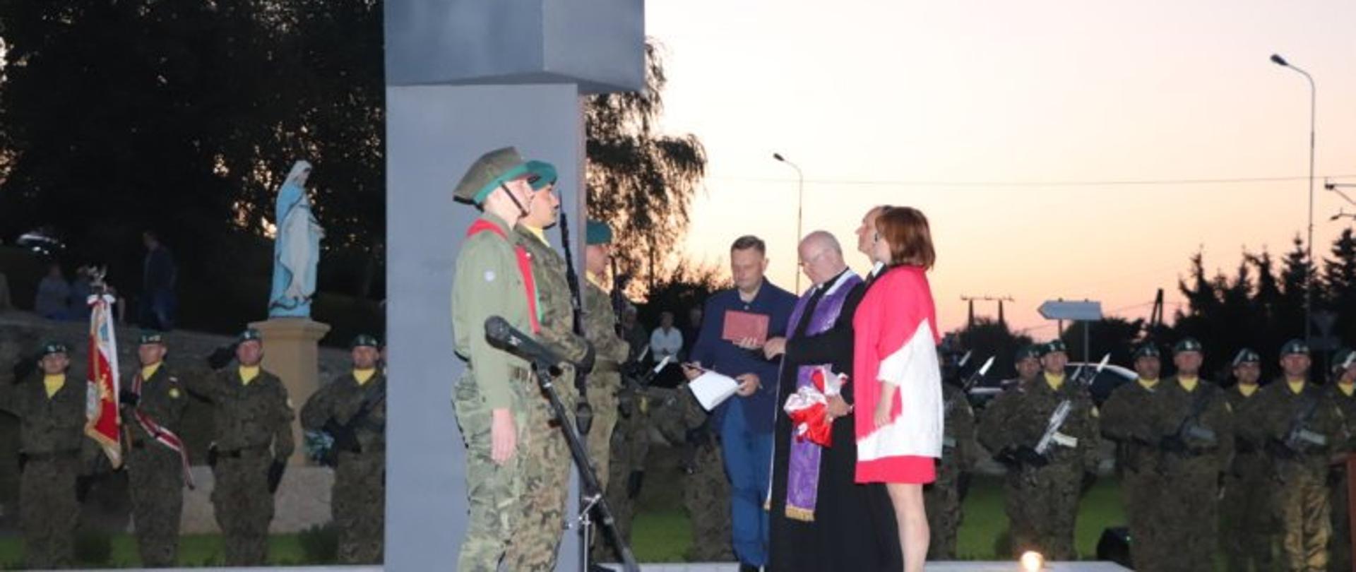 Wicewojewoda na uroczystościach w Besku