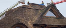 Pożar dachu drewnianego domu w miejscowości Boguniewo