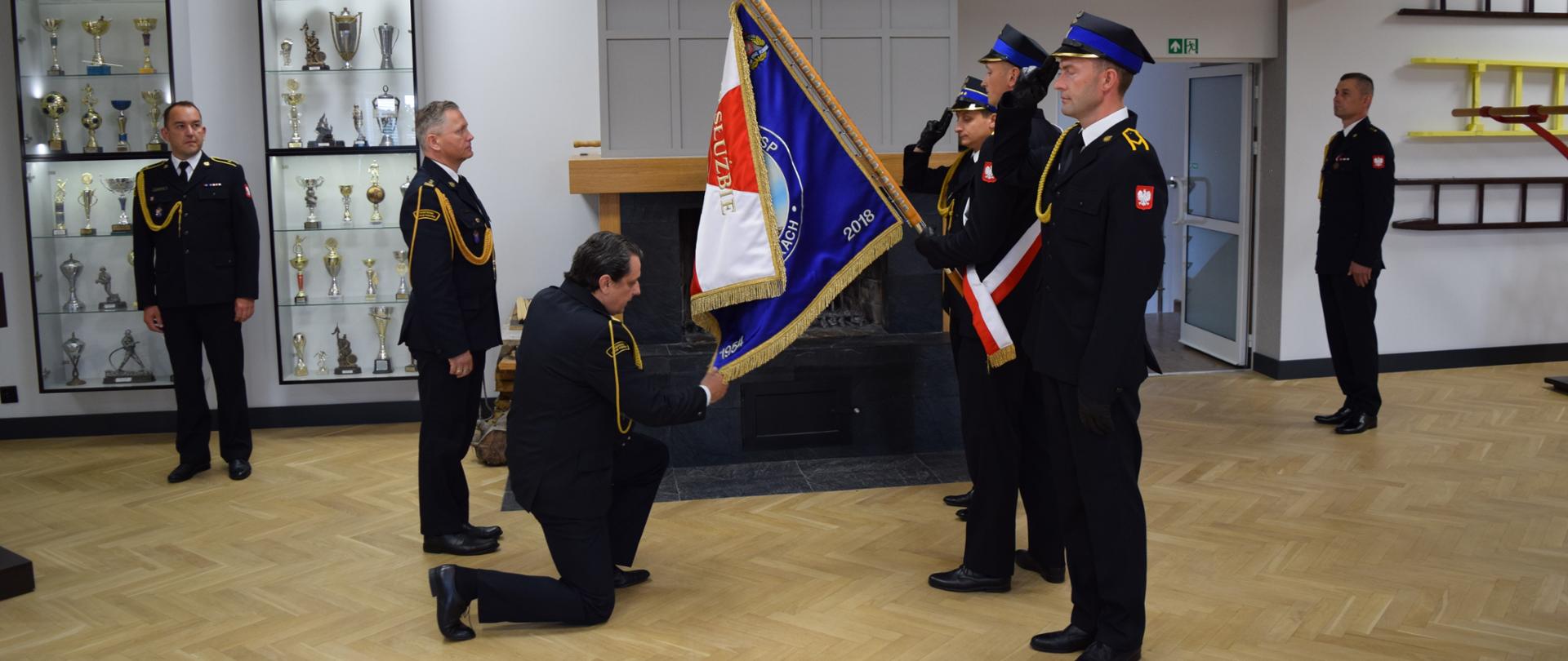 Przekazanie obowiązków Komendanta Powiatowego Państwowej Straży Pożarnej w Mońkach