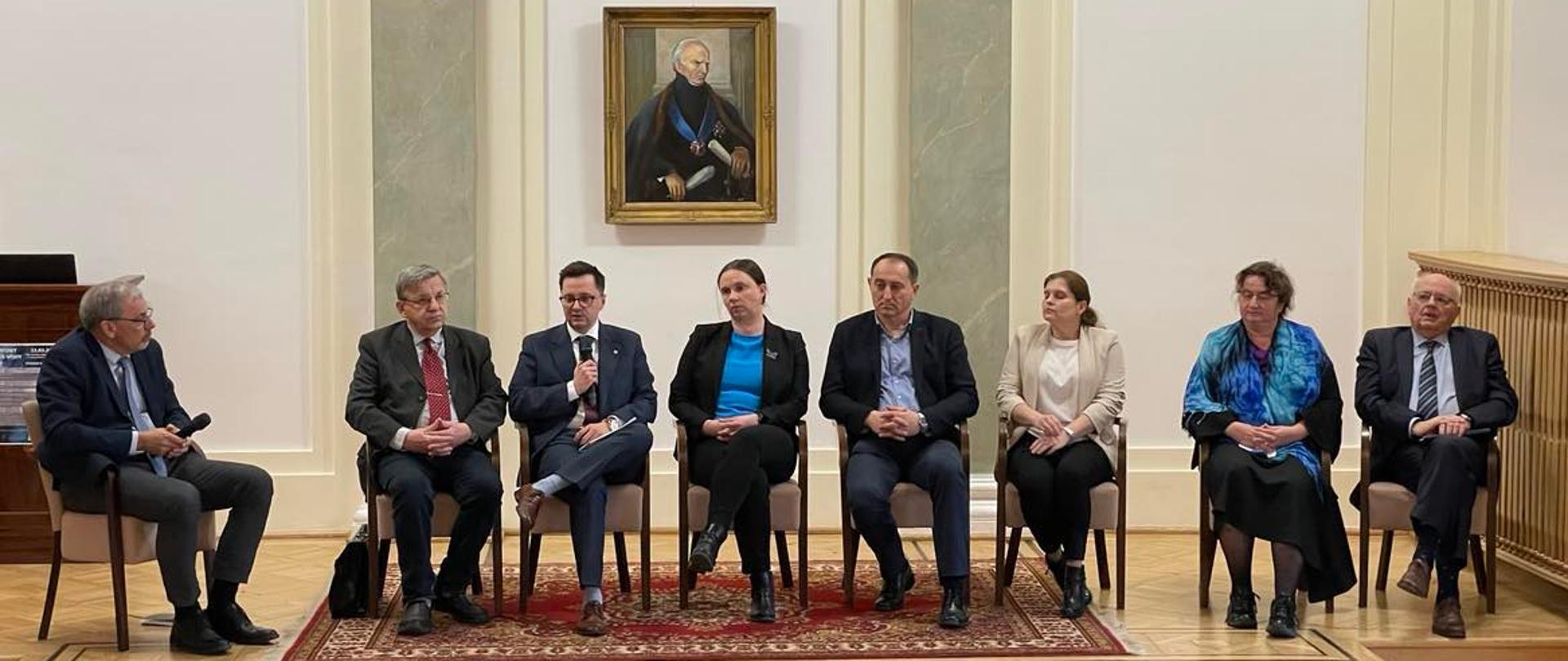 Wiceprezes Wód Polskich Mateusz Balcerowicz na konferencji PAN z okazji Światowego Dnia Wody 2024