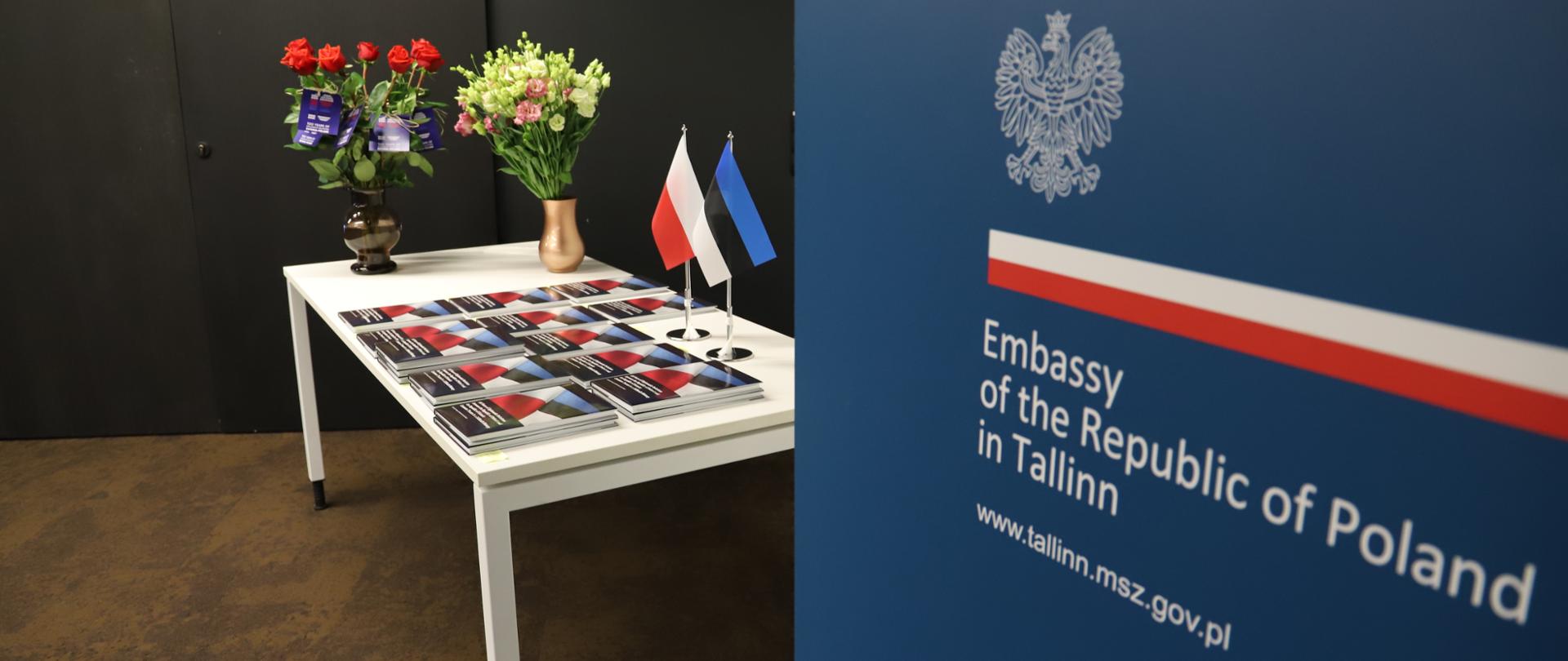 wystawa z okazji stulecia stosunków dyplomatycznych 