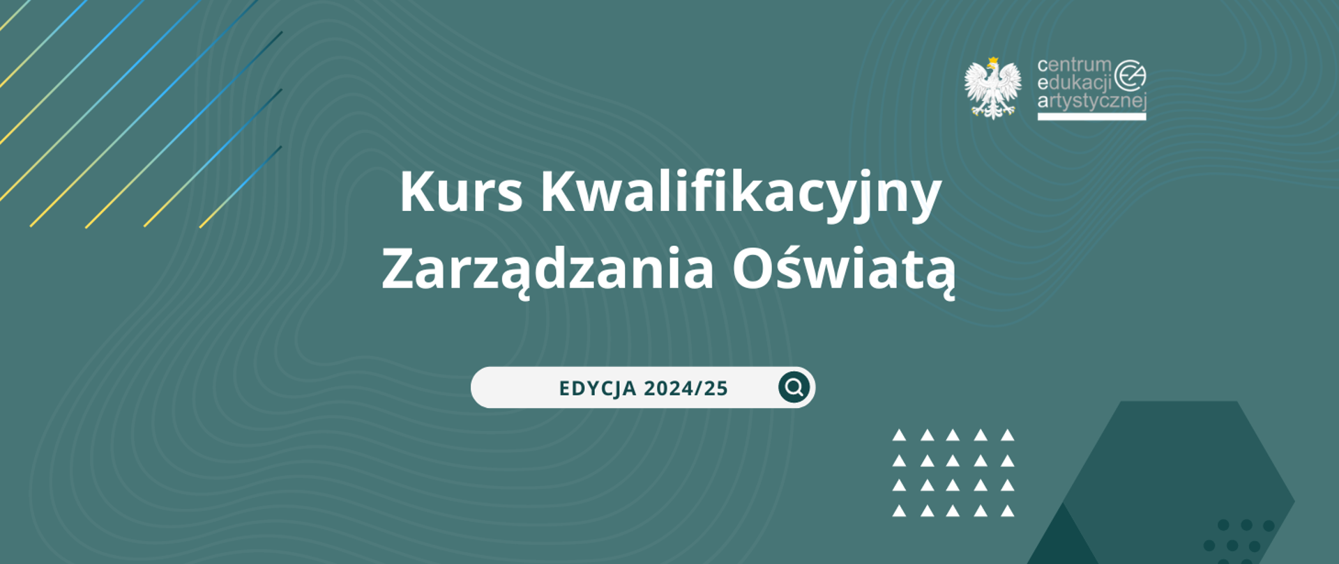 Zielona grafika z logo CEA w prawym górnym rogu, ikonami czatu oraz tekstem na środku "Kurs Kwalifikacyjny Zarządzania Oświatą"