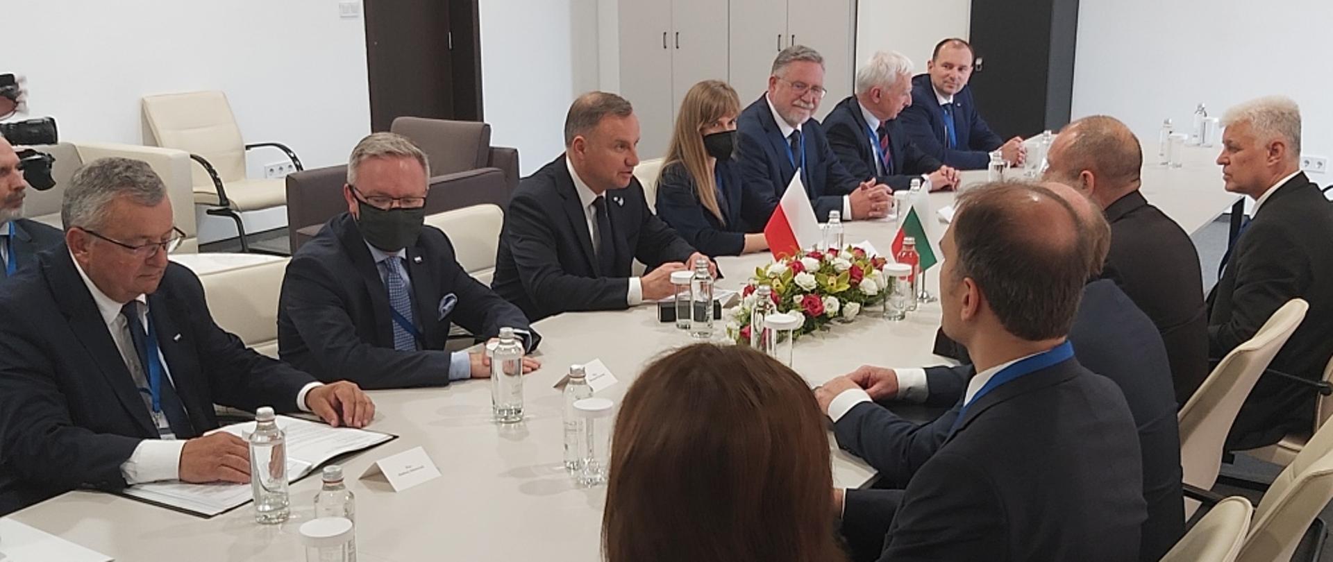 Szczyt Inicjatywy Trójmorza w Sofii z udziałem ministra i wiceministra infrastruktury RP zakończony
