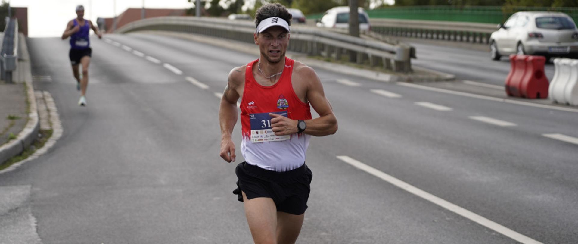 Na zdjęciu strażacy podczas zawodów