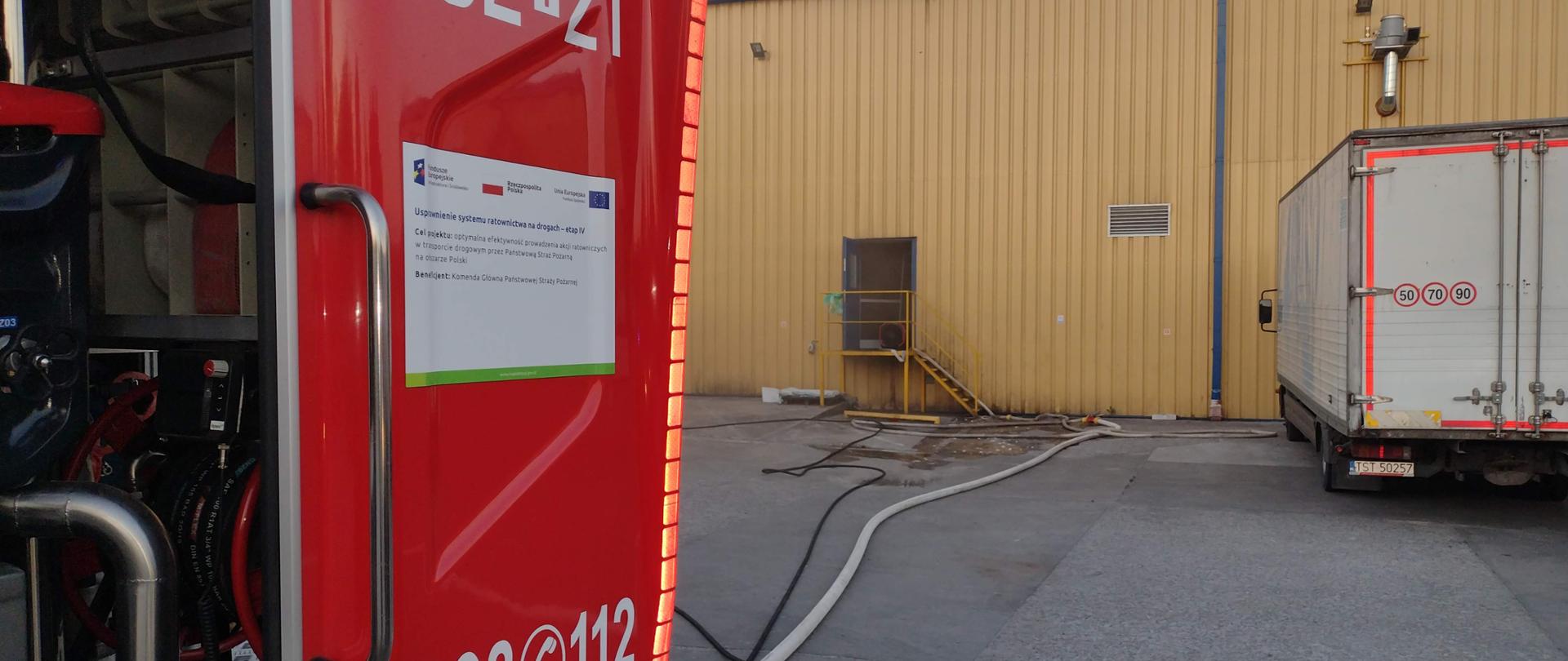 Pożar oleju roślinnego w hali produkcyjnej w Kunowie