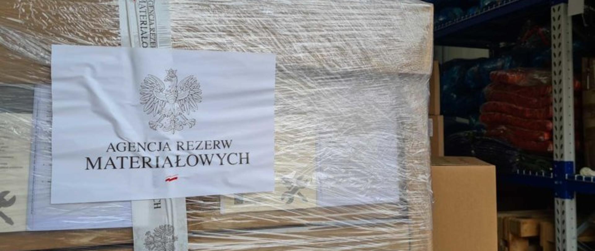 Dostawy do magazynów wojewody z Agencji Rezerw Materiałowych