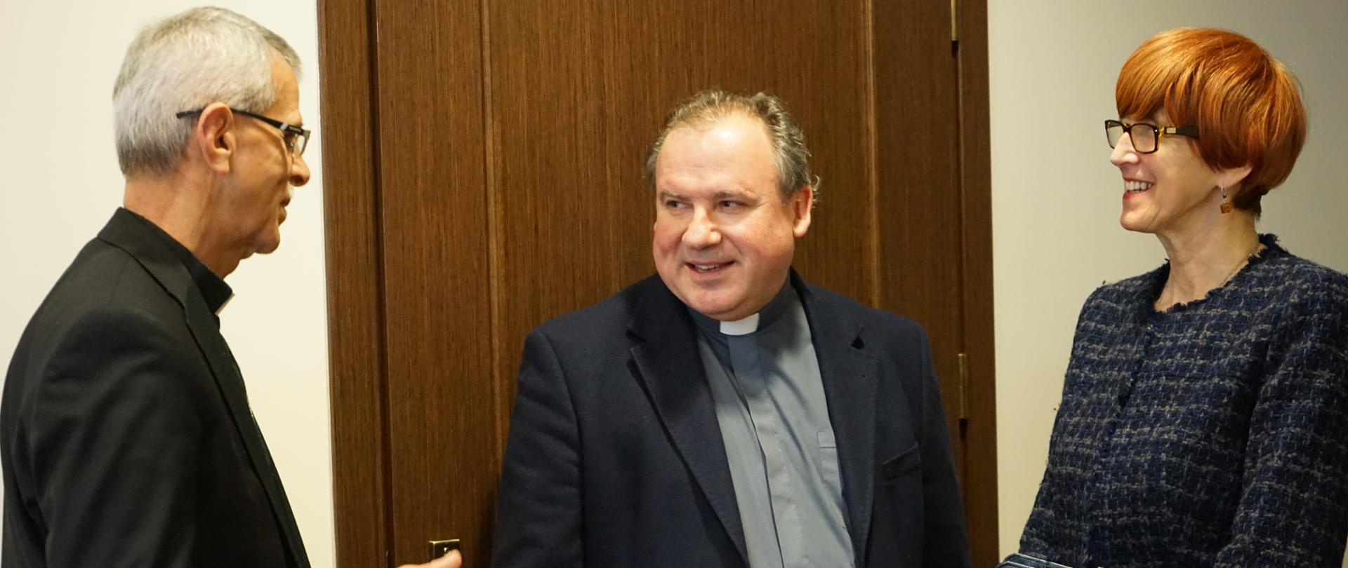 Wizyta biskupa Rabbana al-Qasa