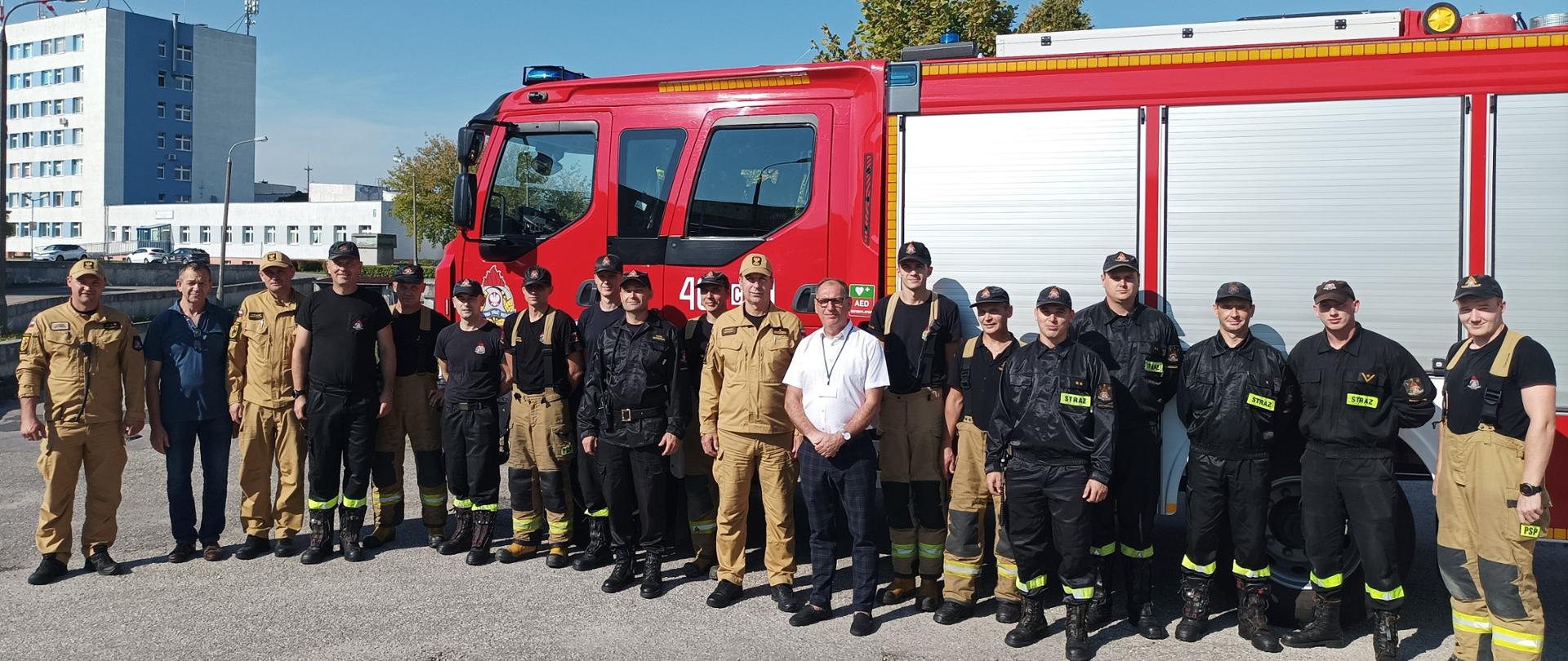 Ćwiczenia na terenie Szpitala Wielospecjalistycznego im. Ludwika Błażka w Inowrocławiu.