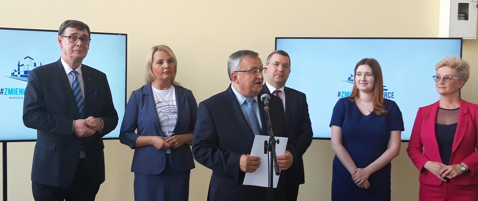 Minister Andrzej Adamczyk poinformował o rozszerzeniu Programu Inwestycji Dworcowych