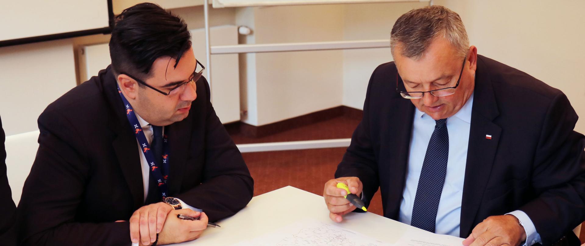 Rozmowy z ministrem transportu Rumunii na temat wspólnych międzynarodowych kolejowych i drogowych projektów transportowych