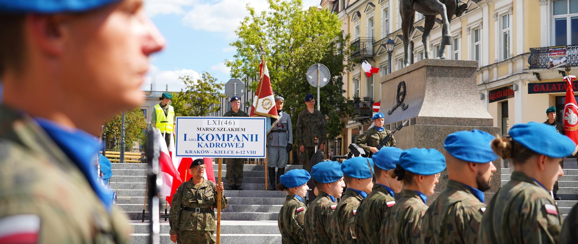Kielce - powitanie uczestników 61. Marszu Szlakiem Pierwszej Kompanii Kadrowej
