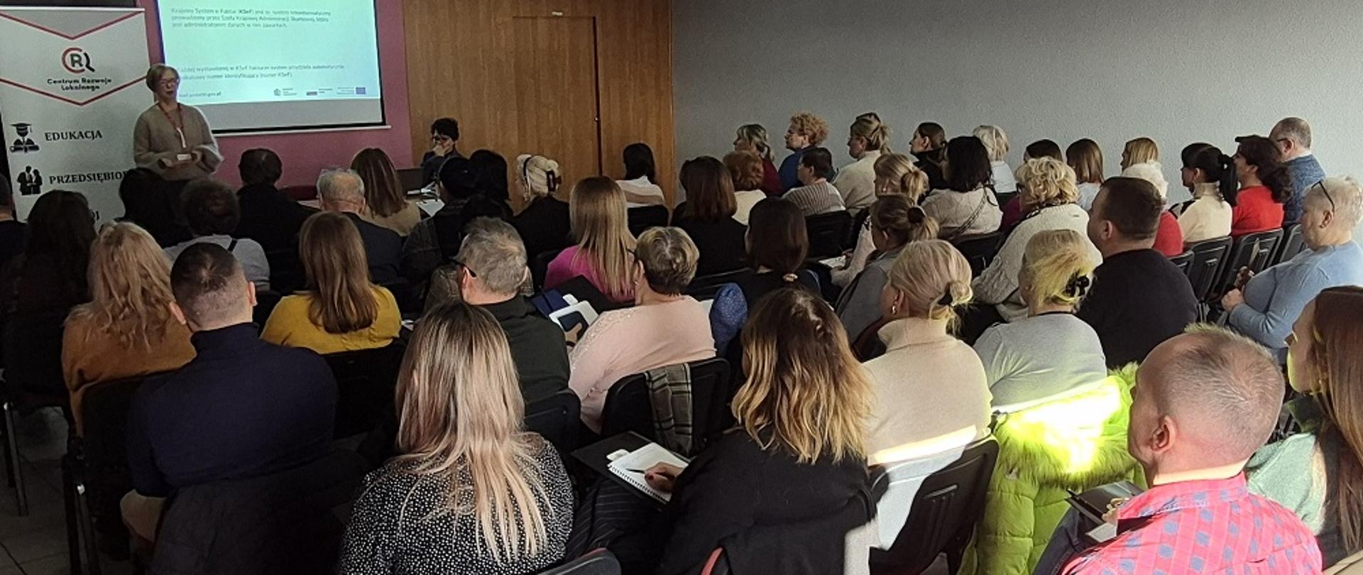 Spotkanie informacyjne z pracownikami z US z Ostrowca Świętokrzyskiego 