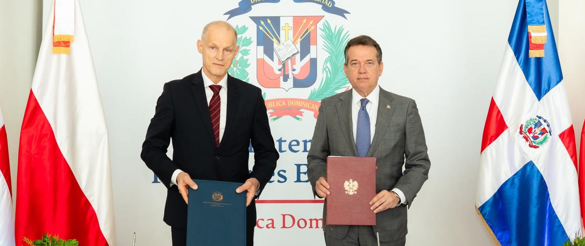 Consultas_Políticas_Polonia-Dominicana