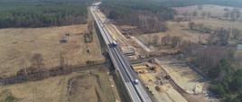 Przebudowa mostu nad rzeką Czerną. Widok z lotu ptaka.