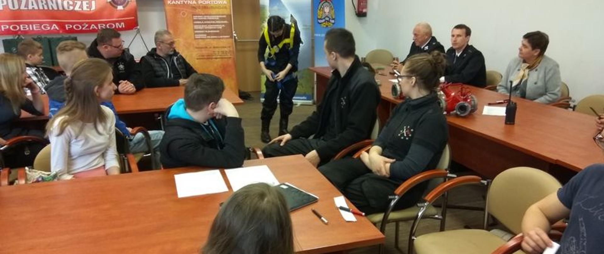 Eliminacje Powiatowe Ogólnopolskiego Turnieju Wiedzy Pożarniczej "Młodzież Zapobiega Pożarom" 2017