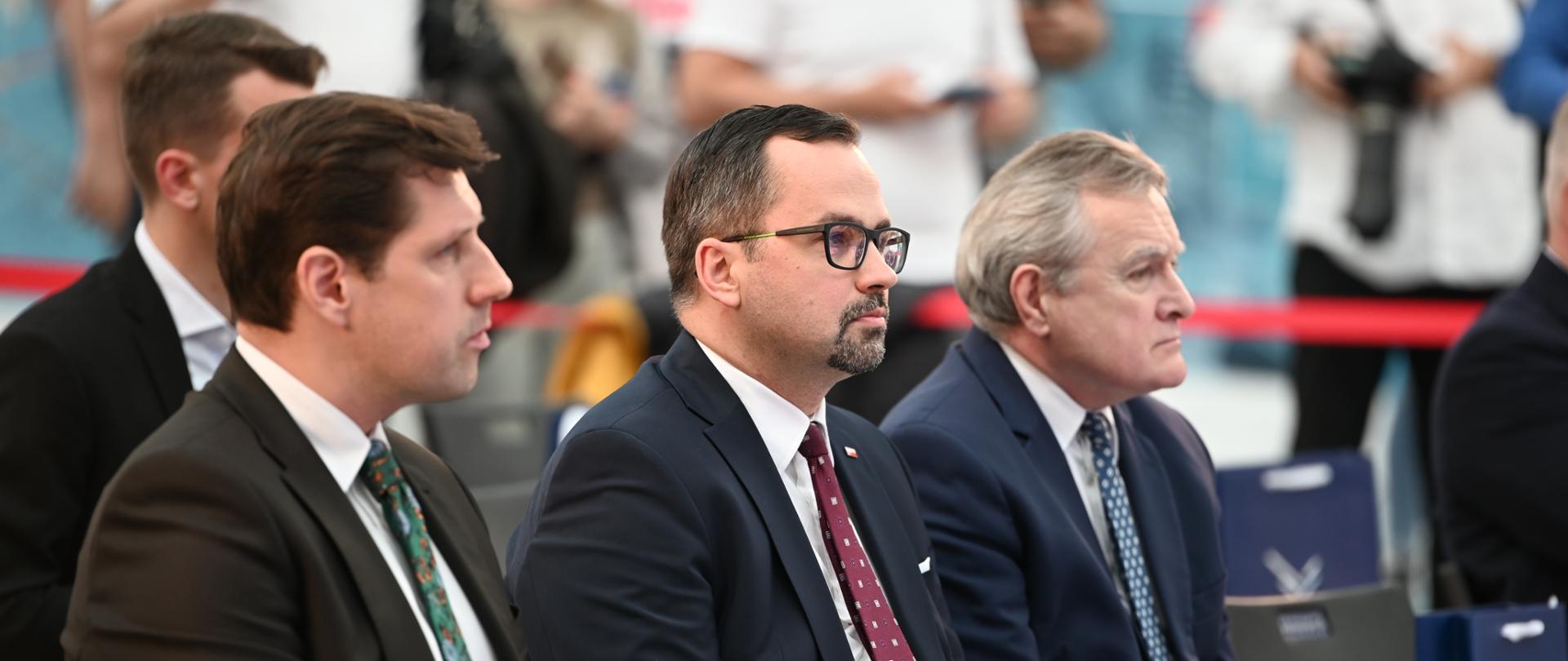 Konferencja prasowa poświęcona KDP na dworcu Łódź Fabryczna 