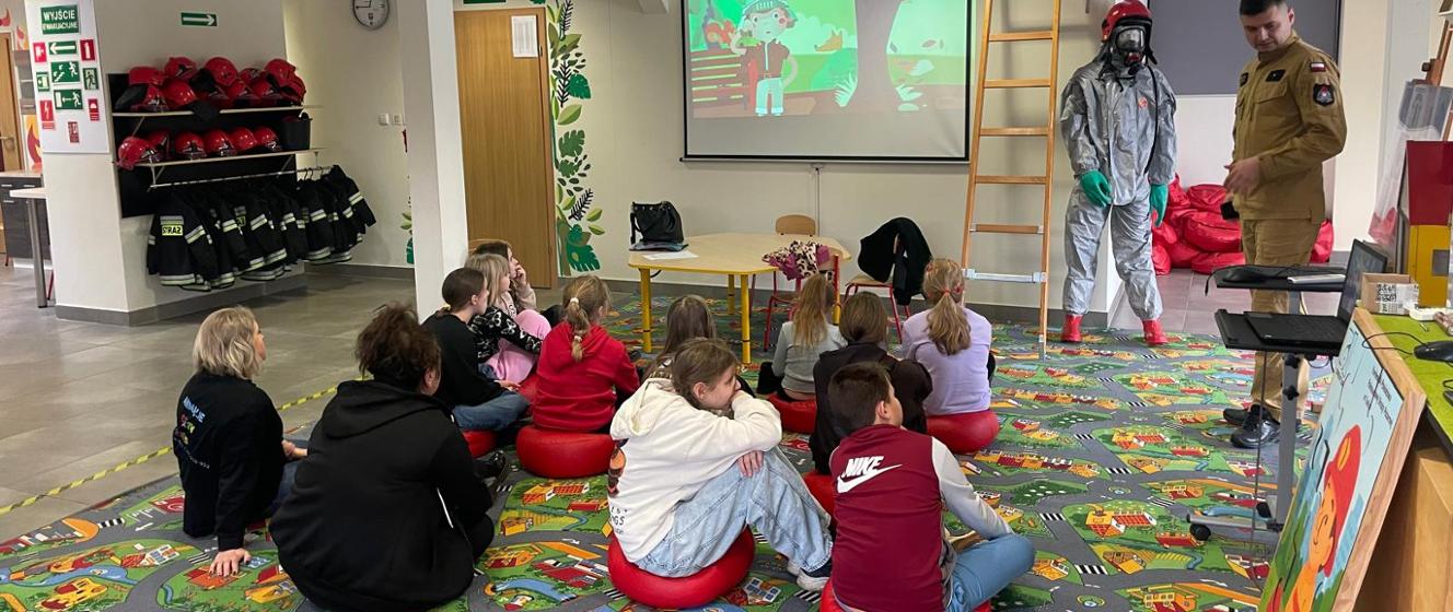 Bezpieczne ferie z funkcjonariuszami psp w turku