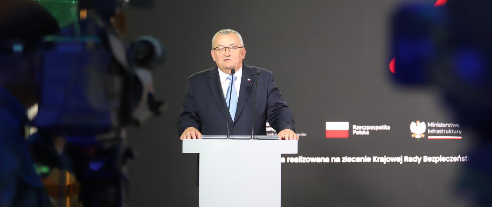 Minister infrastruktury i przewodniczący Krajowej Rady Bezpieczeństwa Ruchu Drogowego Andrzej Adamczyk