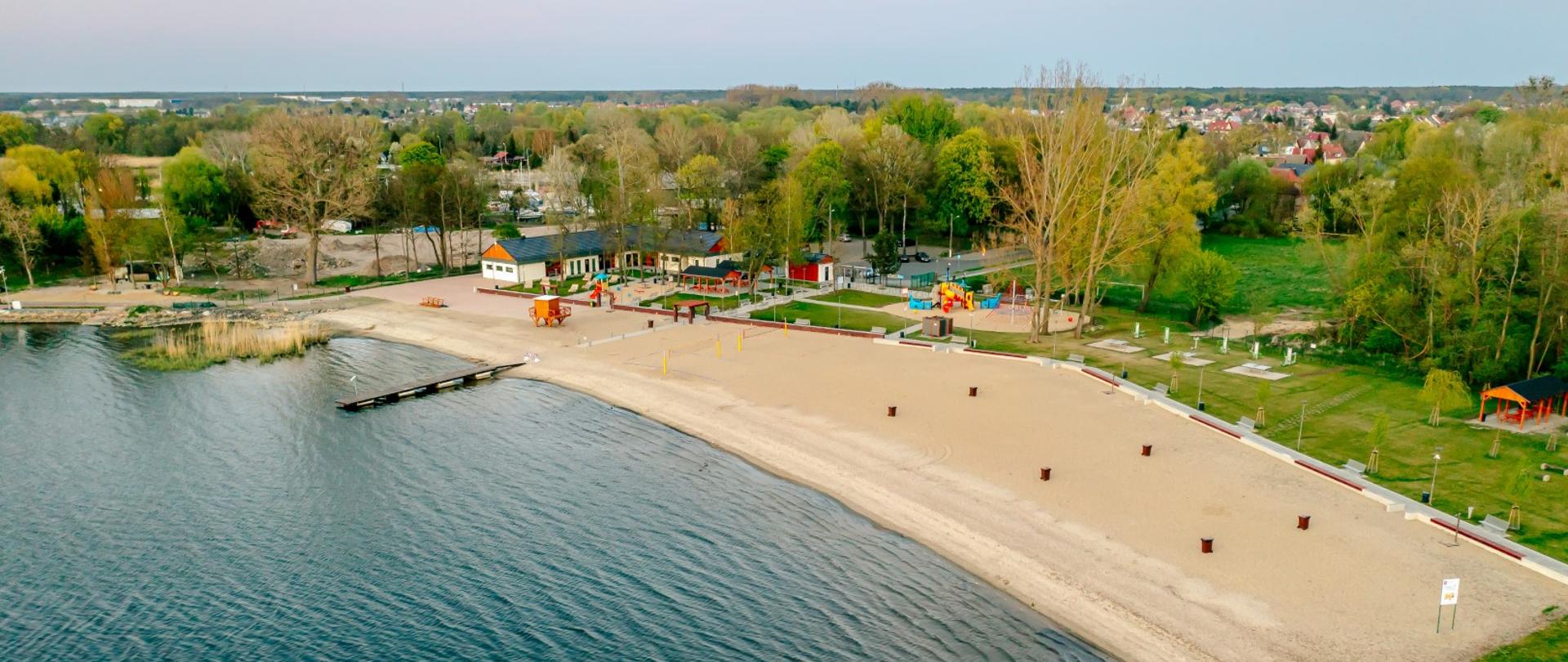 
Kąpielisko Dąbie 1