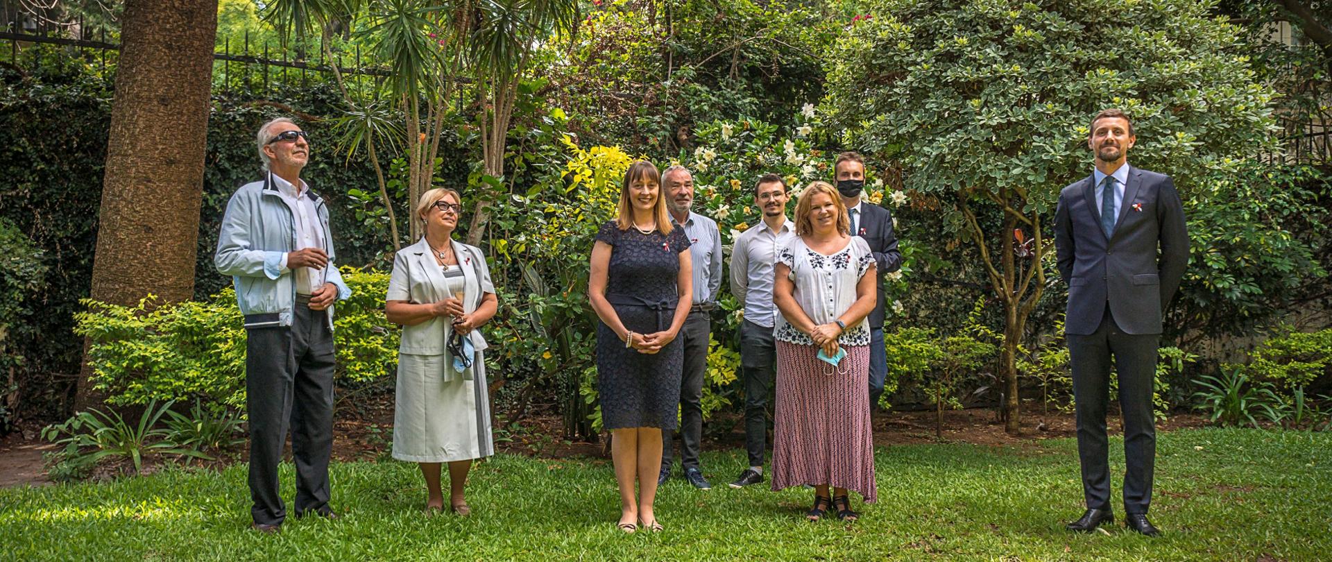 Uroczyste wręczenie kart Polaka