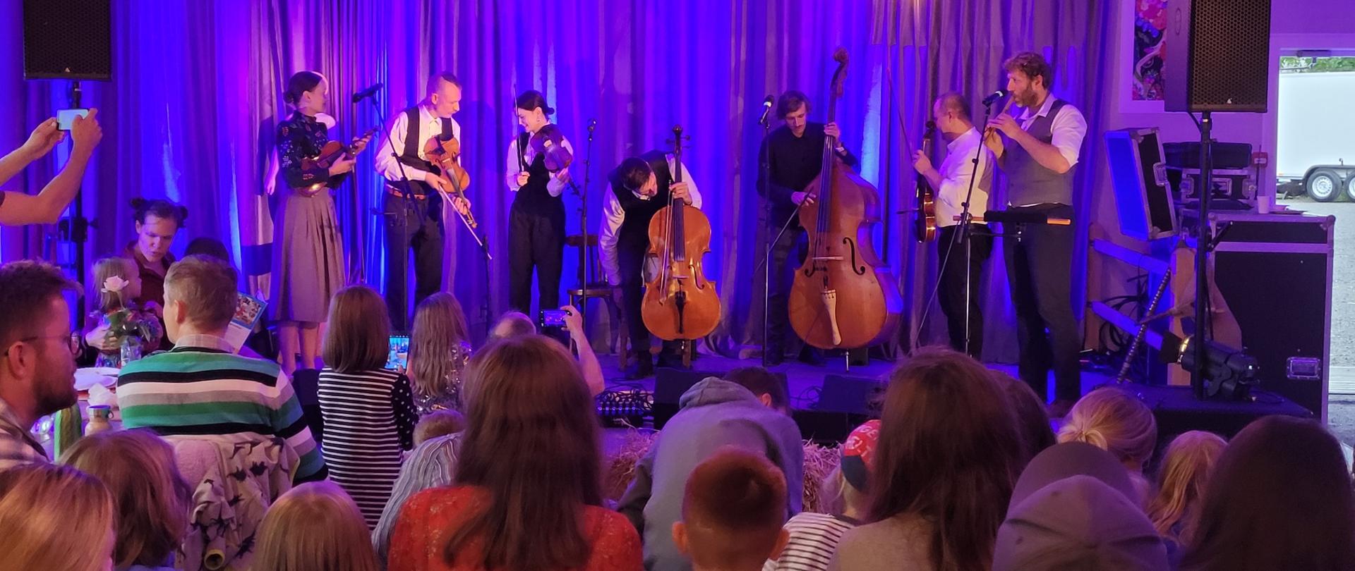 Skłąd Niearchaiczny, US Orchestra - 08.23