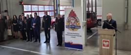 uroczysta zbiórka z okazji pożegnania ze służbą Komendanta Powiatowego PSP w Żninie st. bryg. mgr inż. poż. Grzegorza Rutkowskiego