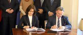 Podpisanie umowy na prace na linii kolejowej nr 93