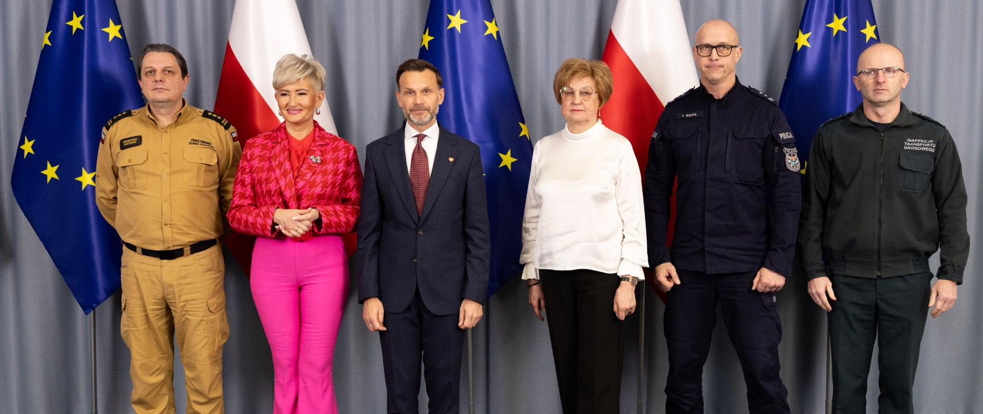 Konferencja prasowa na temat akcji "Bezpieczne ferie 2025" w województwie podlaskim