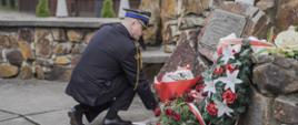 Złożenie Kwiatów pod pomnikiem Żołnierzy Walczących za Ojczyznę z Okazji Dnia Żołnierzy Wyklętych