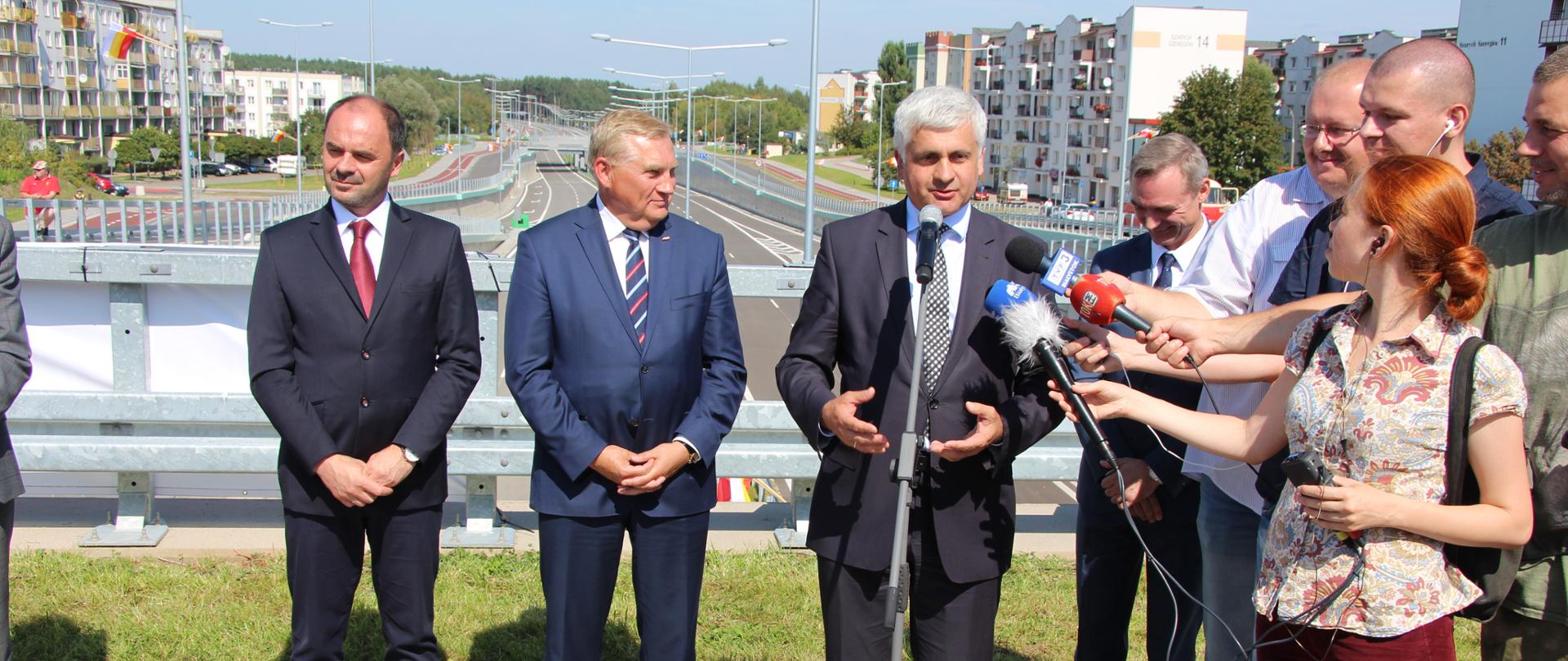 Białystok: Wojewoda podlaski na otwarciu Trasy Niepodległości