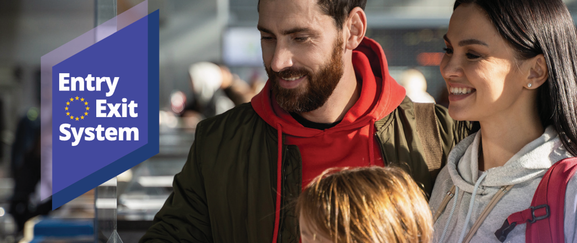 Un homme et une femme lors d'un contrôle frontalier.