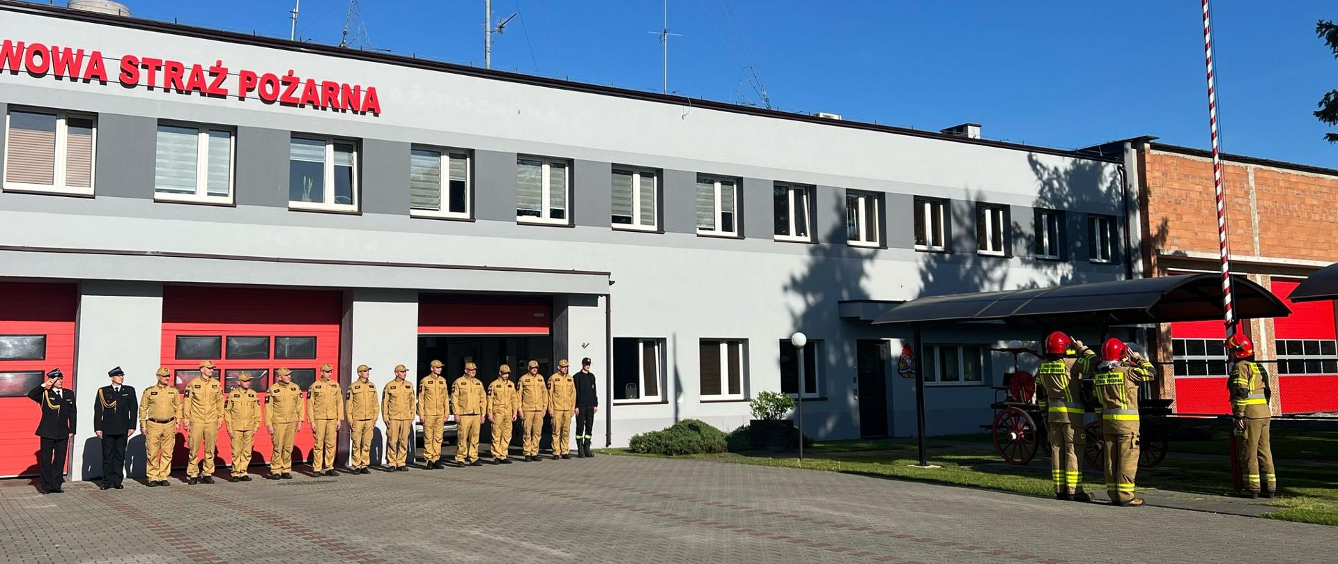 pododdział podczas dnia flagi