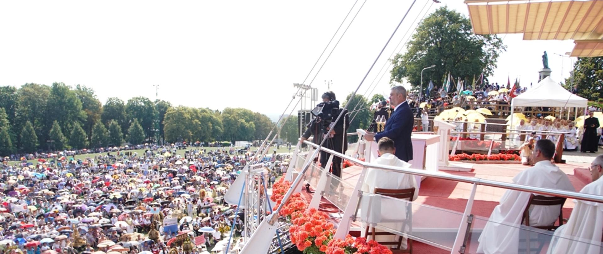Min. J.K. Ardanowski podczas wystąpienia na na Jasnej Górze