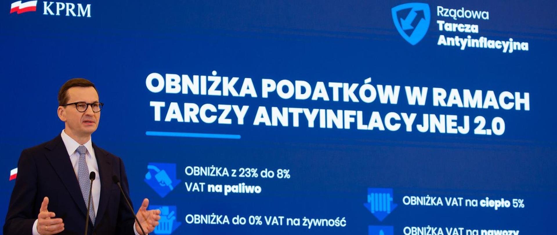 Premier Mateusz Morawiecki podczas konferencji prasowej