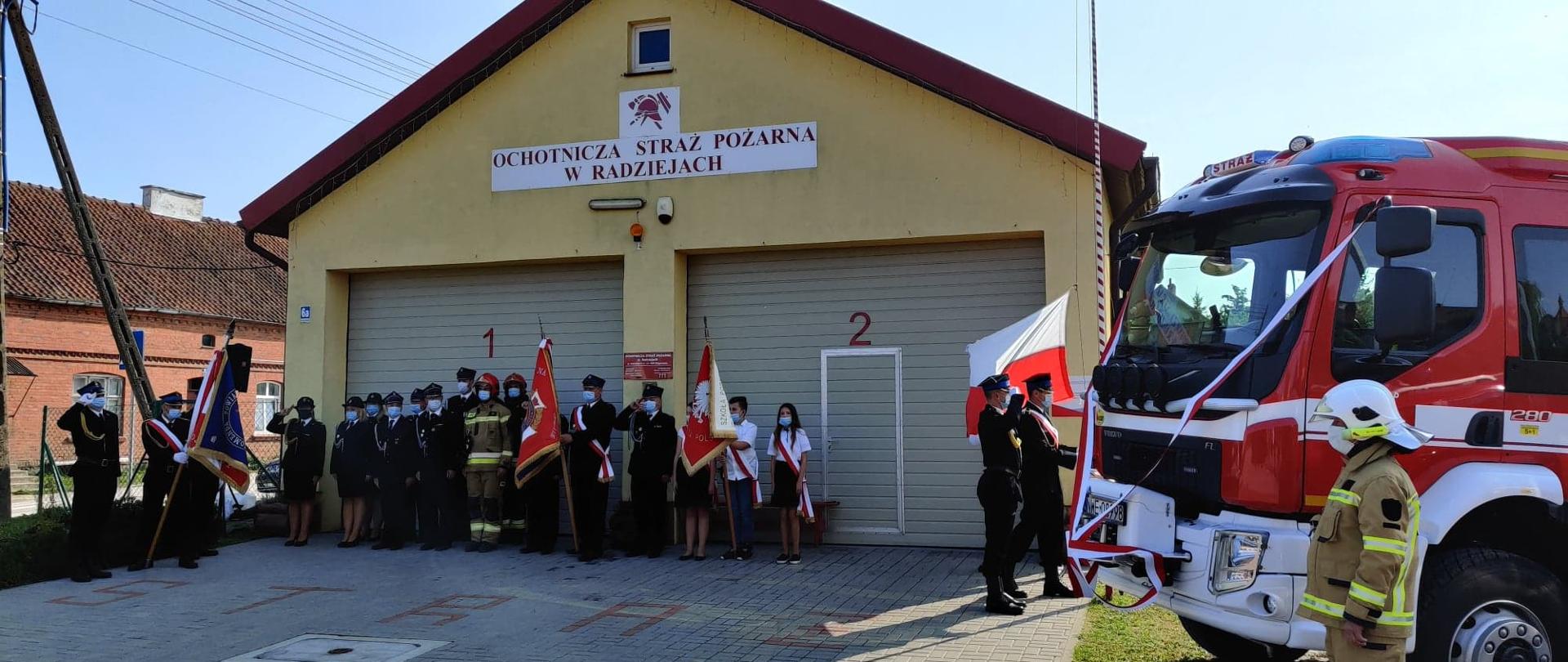 Nowy wóz strażacki w Radziejach