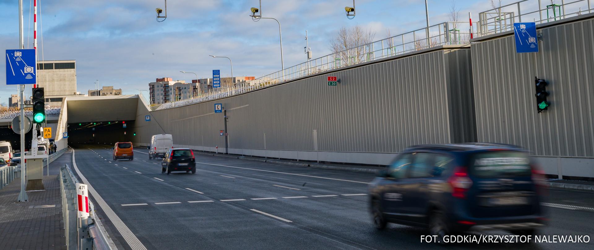 Wjazd do tunelu w ciągu S2 POW