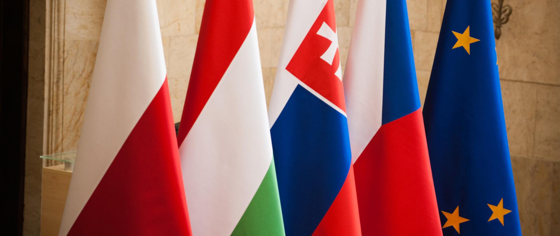 flagi Grupy Wyszehradzkiej Polski Czech Słowacji Węgry