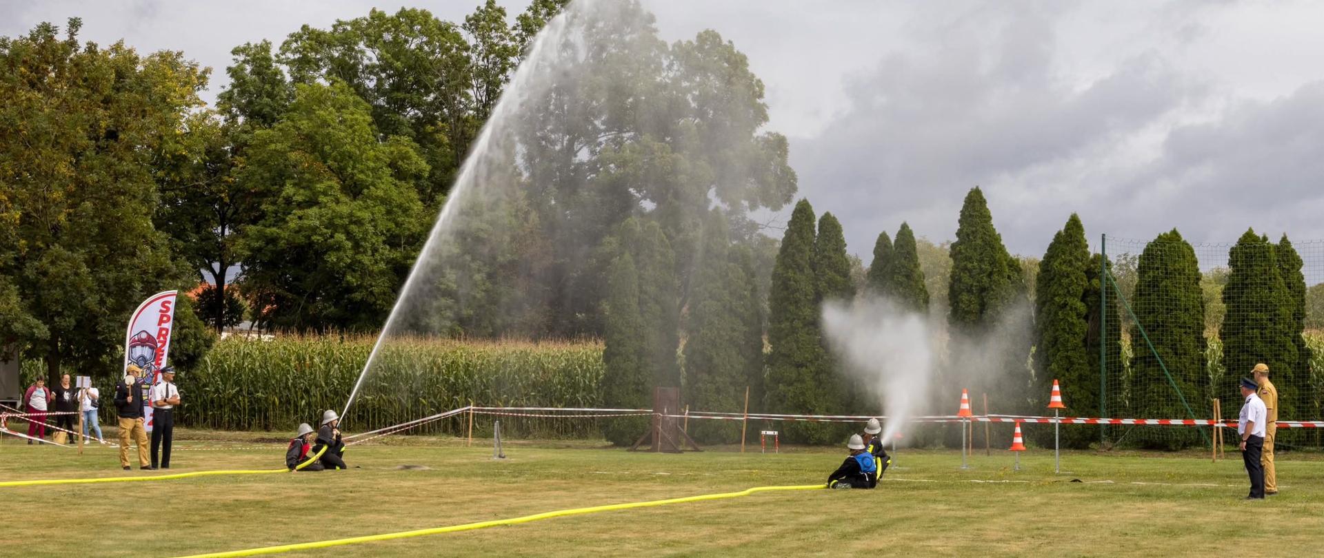 Powiatowe zawody sportowo - pożarnicze. Ćwiczenie bojowe.