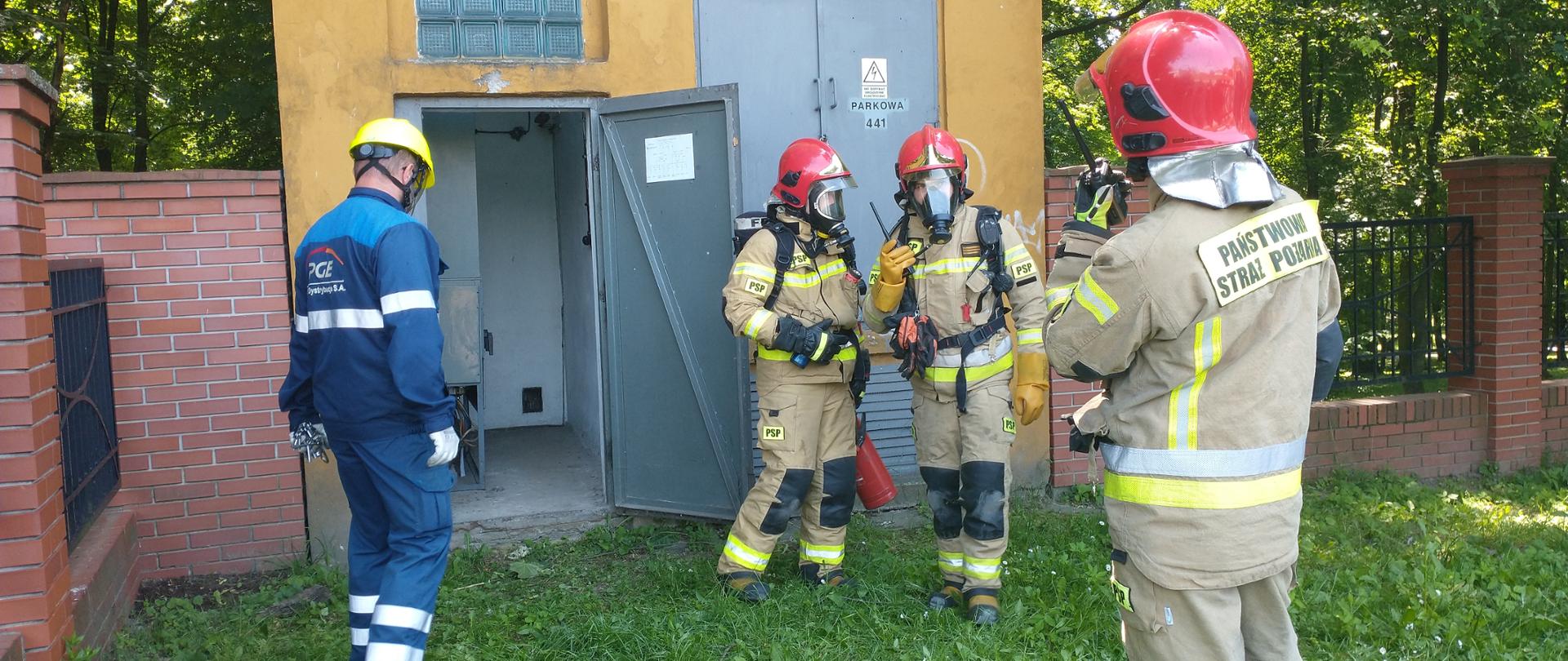 Ćwiczenia taktyczno- bojowe na obiekcie PGE- Posterunek Energetyczny w Kazimierzy
Wielkiej
