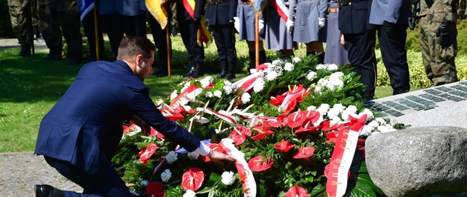 Przedstawiciele Ministerstwa Sprawiedliwości uczcili bohaterów Powstania Warszawskiego