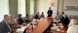 Posiedzenie Zespołu doradczego Wojewody Warmińsko-Mazurskiego ds. współpracy z organizacjami pozarządowymi: uczestnicy spotkania.