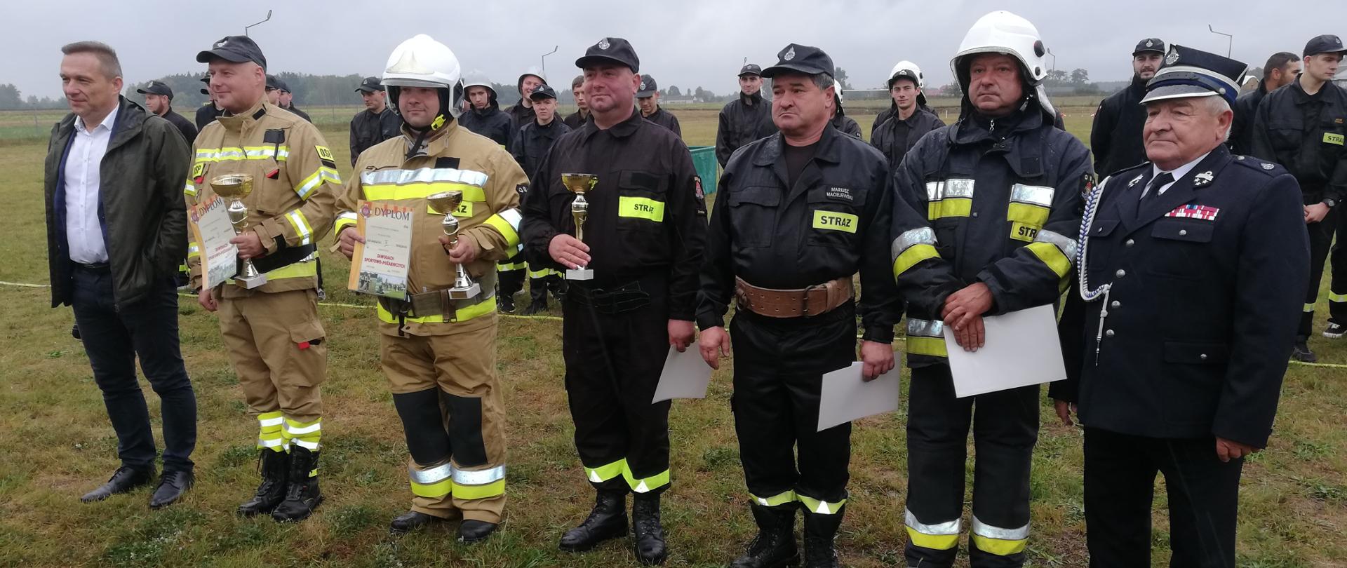 Fotografia z zwycięzcami